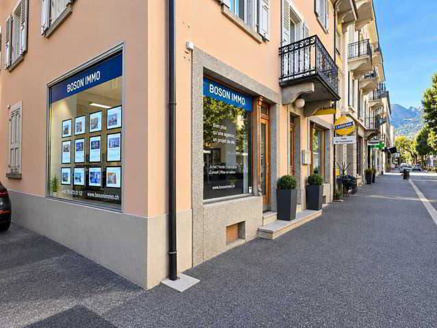 Bureau & Commerce null pièces à louer à Martigny - image 1/6