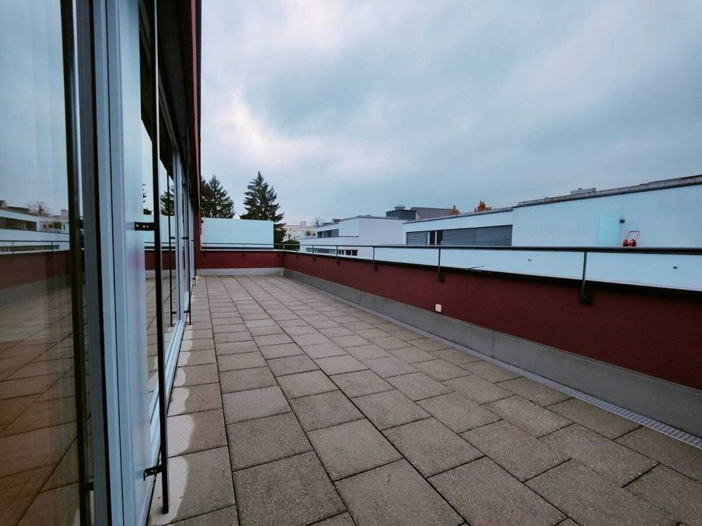 Appartamento di 2.5 locali in affitto a Fällanden - immagine 1/8