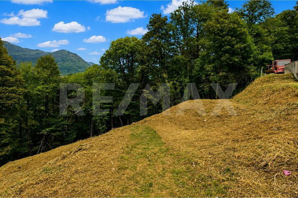 Terreno edificabile ad Aranno (30 min. da Lugano)
