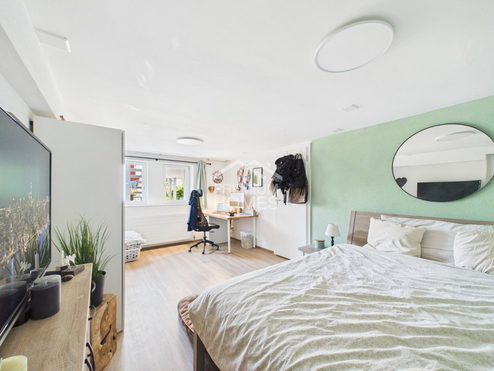 Maison 6 pièces à acheter à Uznach - image 1/13