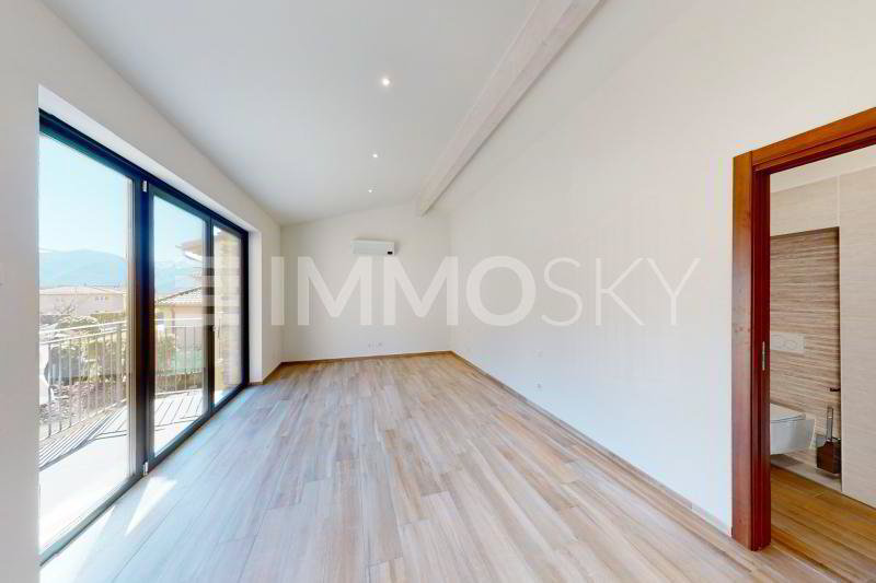 4 rooms House to buy in Lodrino - image 1/5