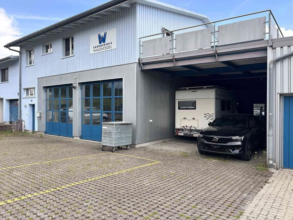 4.5 rooms Office & Commercial for rent in Wil ZH - image 1/7