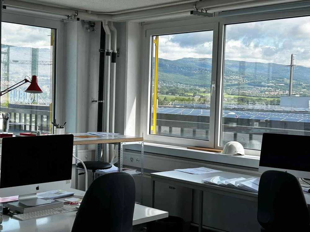 Bureau & Commerce 1 pièces à louer à Nyon - image 1/3