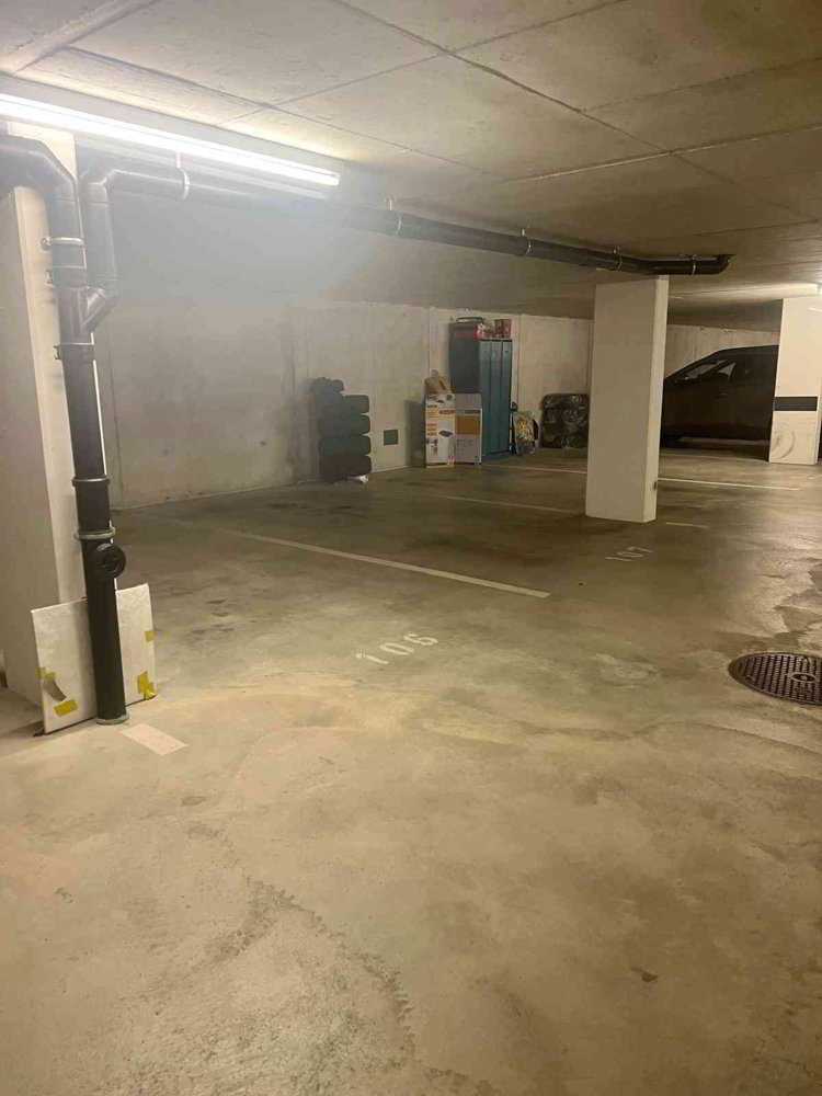 Einstellhallenplatz zu vermieten - Ansicht 5