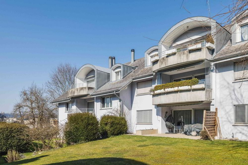 3.5 rooms Apartment to buy in Niederuzwil - image 1/9