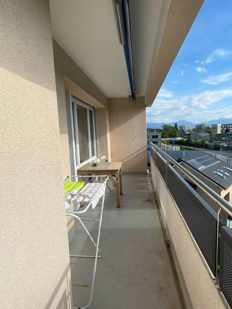 Appartement 3 pièces à louer à Chavannes-près-Renens - image 1/10