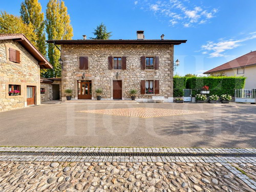 Appartamento di 5 locali in affitto a Jussy - immagine 1/11