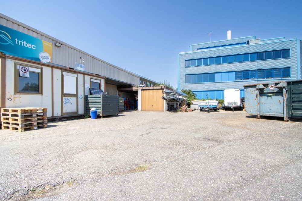 Gewerbebox und Garagen mit grosszügigem Grundstück an attraktiver Lage - Ansicht 4
