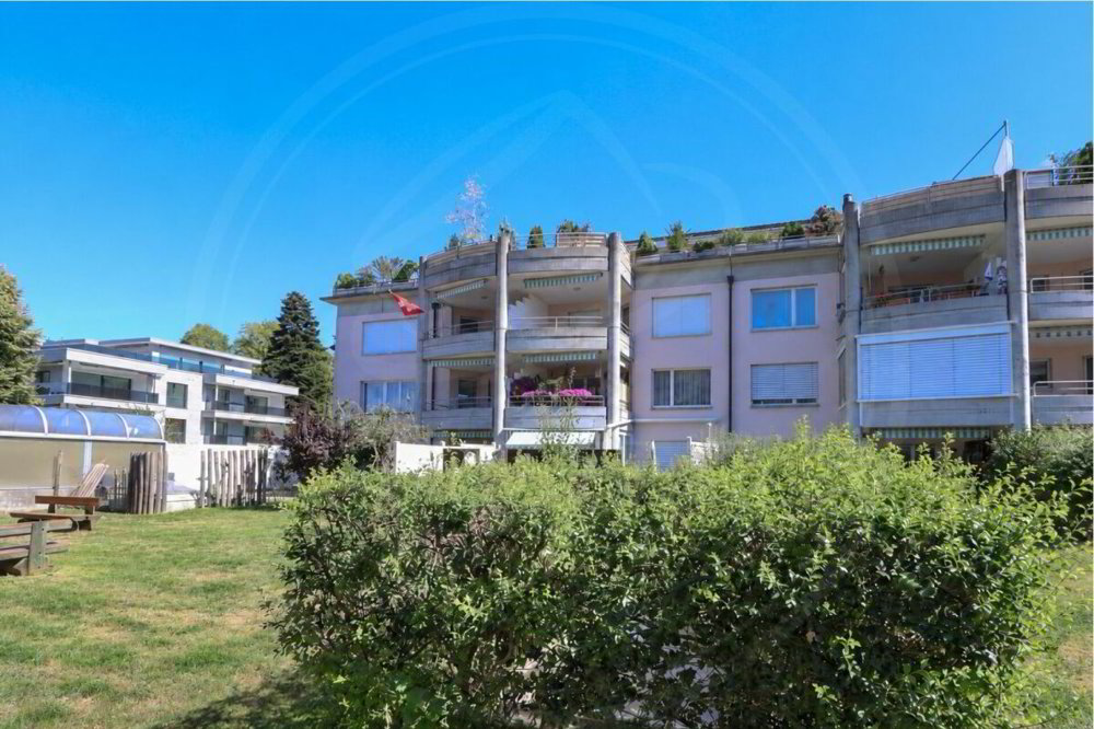 3 rooms Apartment to buy in Unterkulm - image 1/13