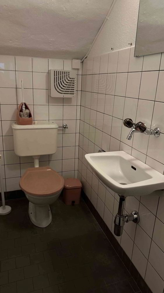 Helles Ladenlokal in der Churer Altstadt - Mehr