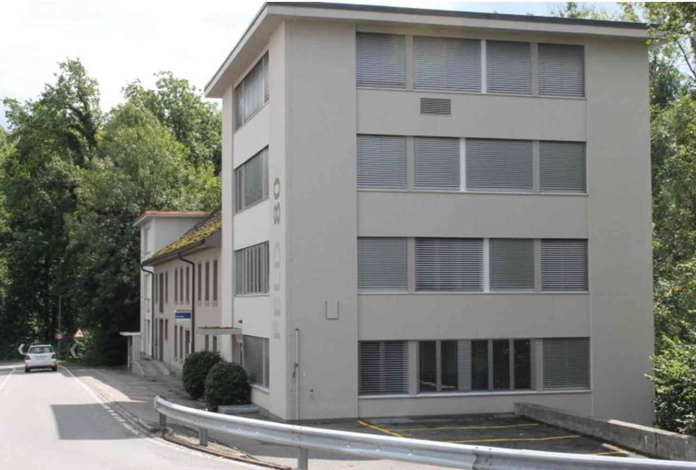1 rooms Office & Commercial for rent in Hombrechtikon - image 1/1