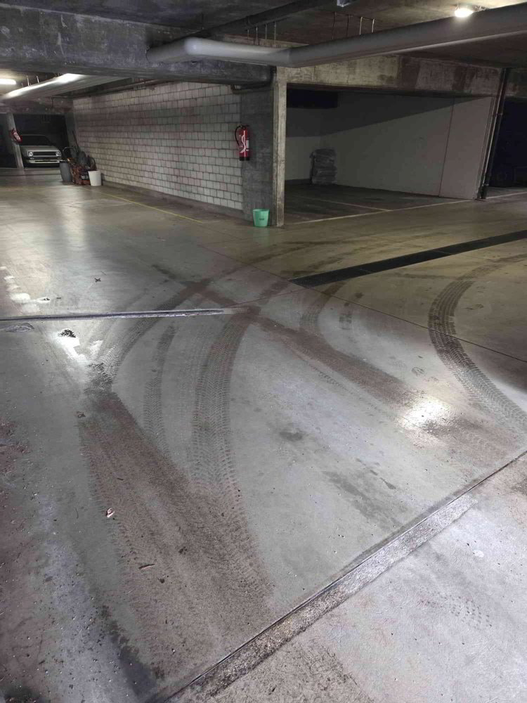 Zentraler Einstellplatz in Reinach (BL) zu vermieten
