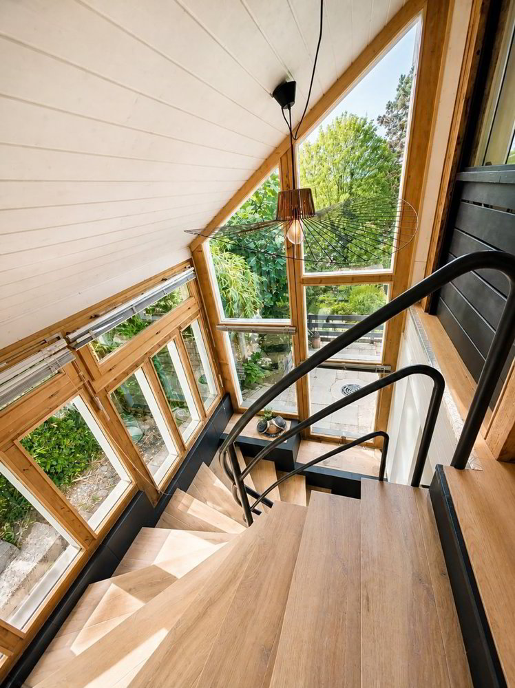 8 rooms House to buy in Renens VD - image 1/13