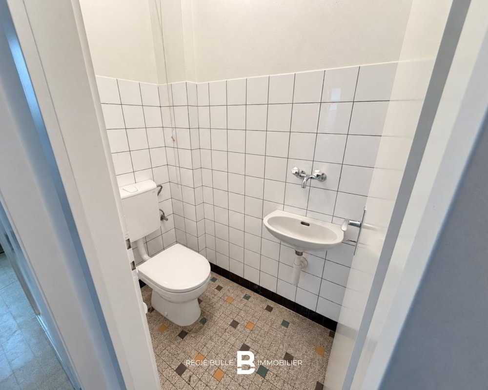3 rooms Apartment for rent in Ursy - image 1/8