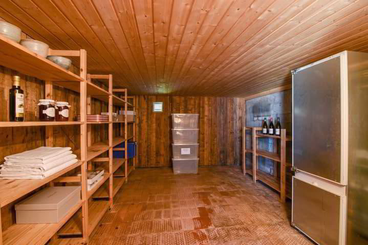 5 rooms House to buy in Val-d'Illiez - image 1/13