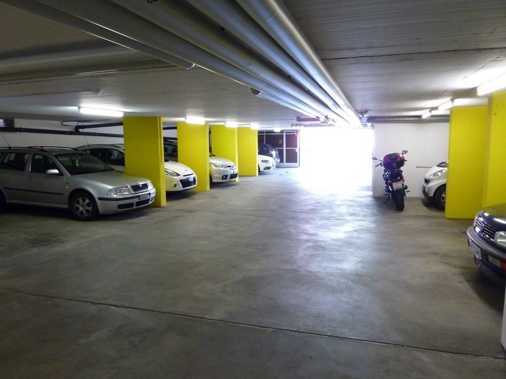 null Zimmer Parkplatz, Garage zu vermieten in Fehraltorf - Bild 1/1