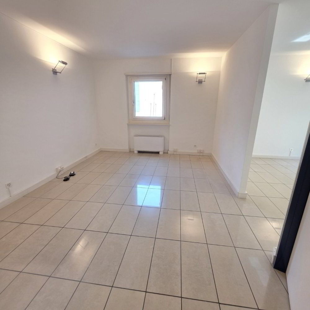6 Zimmer Büro zu vermieten in Lugano - Bild 1/15