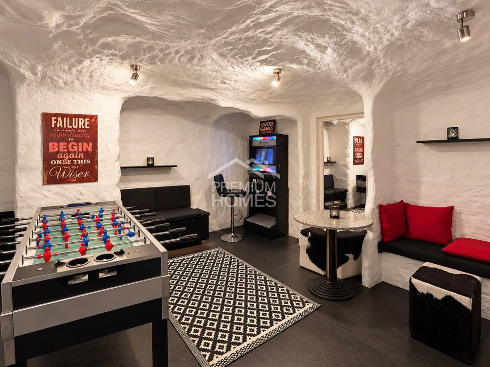 2 rooms Office & Commercial to buy in Langenthal - image 1/5