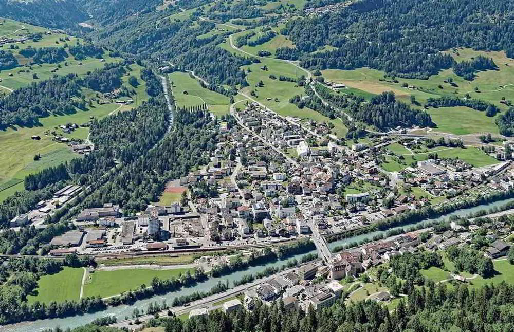 "Attraktives, voll erschlossenes Bauland am Sonnenhang von Ilanz