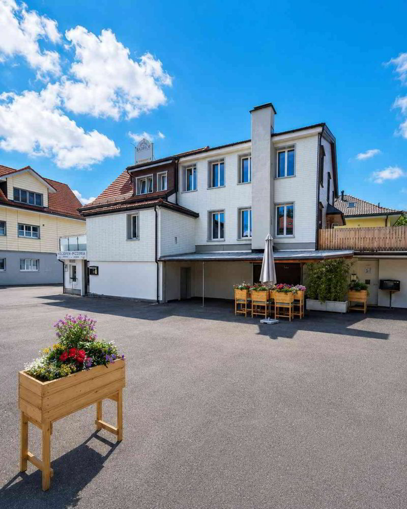 Vollvermietete Renditeliegenschaft mit Restaurant und 4 Wohnungen - Mehr