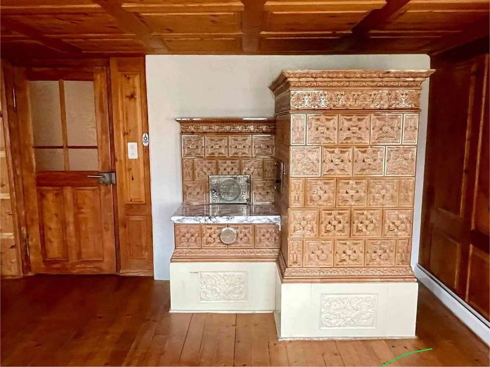 Historisches Bauernhaus mit Gewerbe - Mehr