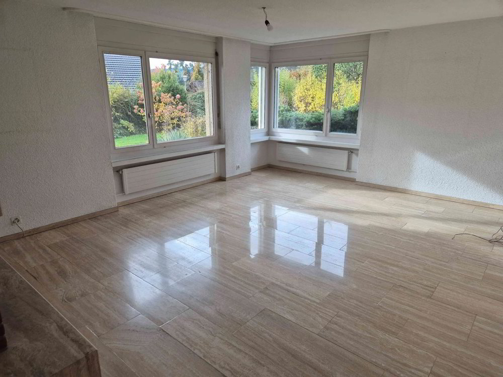 5.5 rooms House for rent in Hombrechtikon - image 1/2