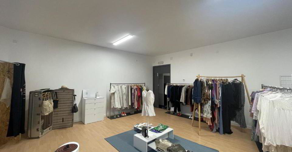 Bureau & Commerce null pièces à louer à Nyon - image 1/13