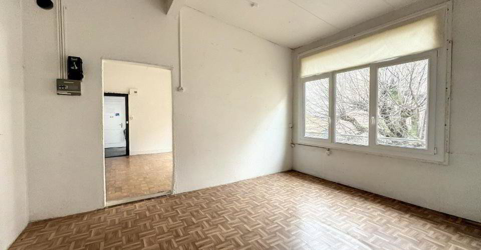 Dépôt de 64 m² en plein centre-ville - Ansicht 4