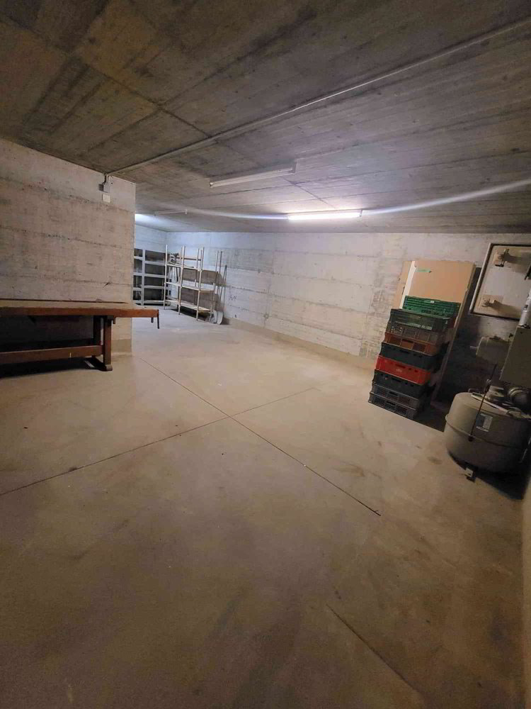 Exklusiver Lagerraum mit 90 m² – Viel Platz, direkter Zugang - Ansicht 3