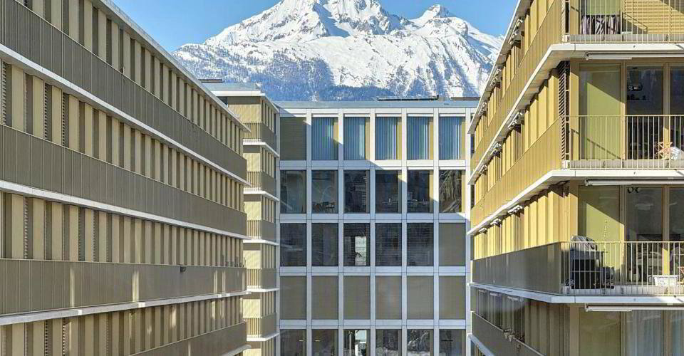 Bureau & Commerce null pièces à louer à Sion - image 1/9
