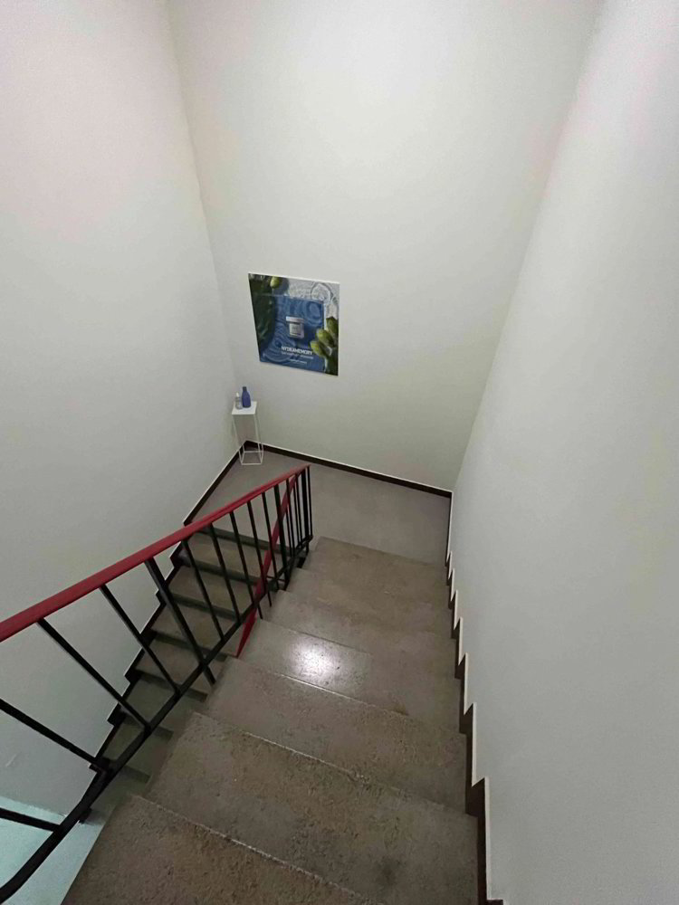 Bureaux à Clarens, proche lac et transports, spacieux . - Mehr