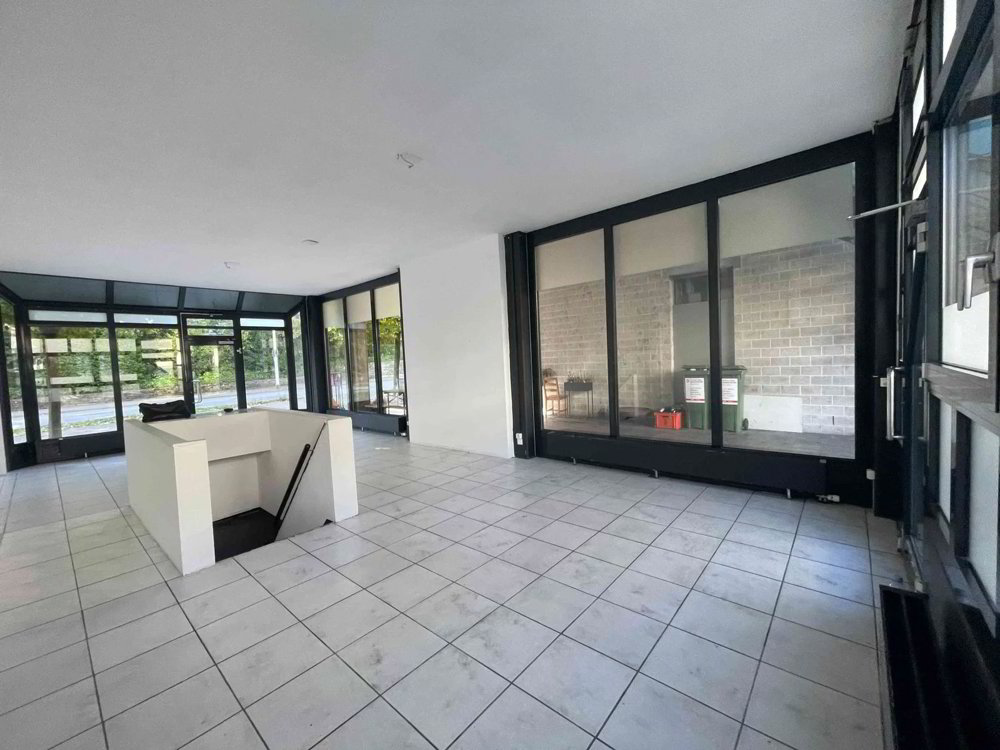 Gewerbe- Ladenlokal mit Schaufenster im Zentrum nähe Bahnhof - Ansicht 4