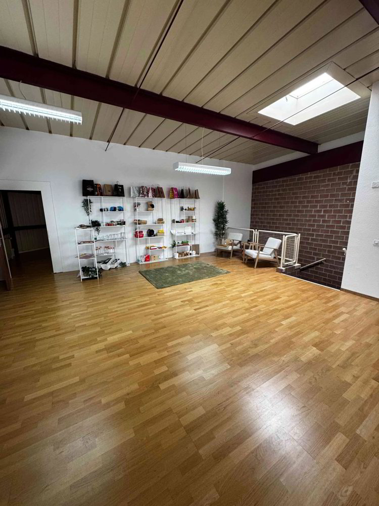 Zentrale & moderne Bürofläche mit Charme – inkl. Parkplatz & Terrasse - Ansicht 4