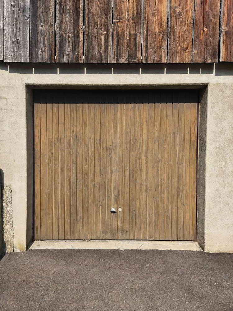 null Zimmer Parkplatz, Garage zu vermieten in Wiggen - Bild 1/2