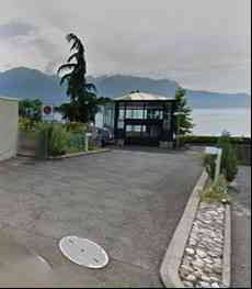 null rooms Car park, garage for rent in Territet - image 1/2