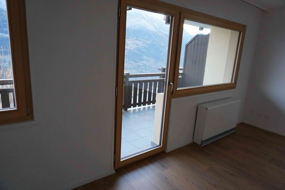 2.5 rooms Apartment to buy in Birgisch - image 1/13