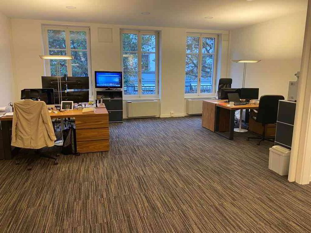 3 rooms Office & Commercial for rent in Geneva - image 1/2