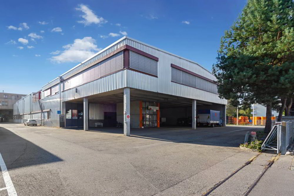 null rooms Office & Commercial for rent in Münsingen - image 1/10