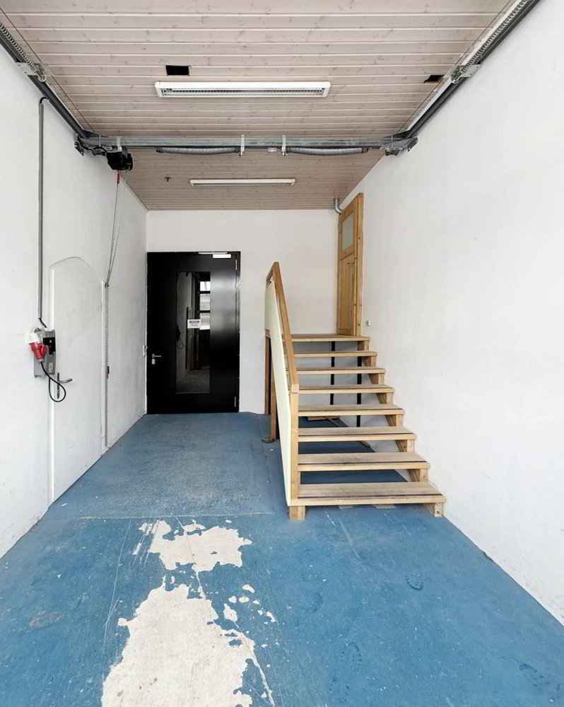 null rooms Office & Commercial for rent in Interlaken - image 1/5