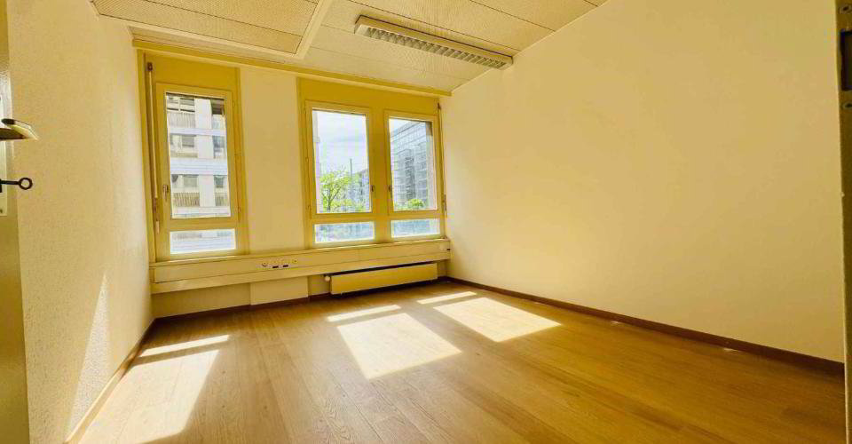 Bureaux de 235 m² aux Acacias. - Mehr