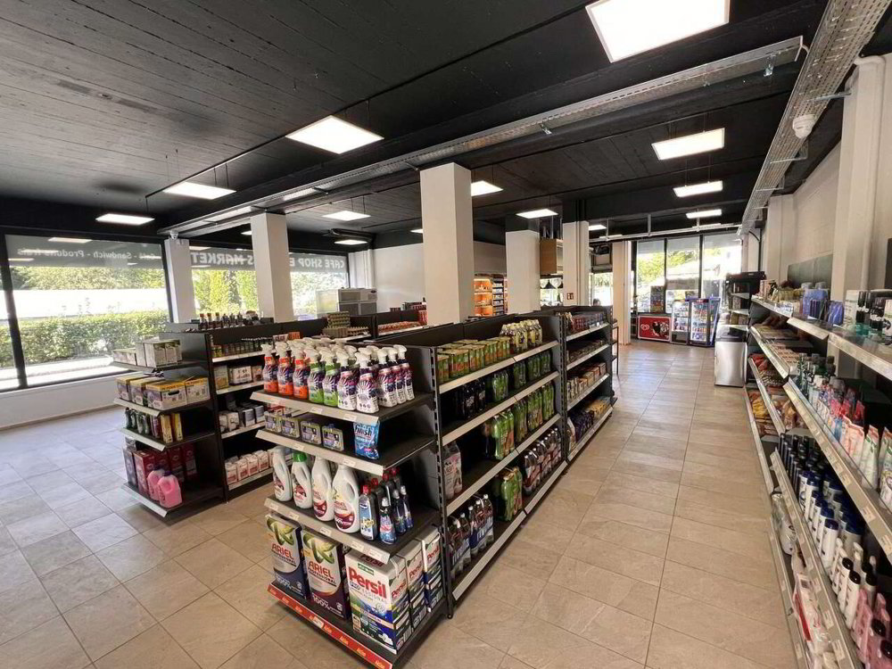 Tankstelle mit modernem Shop & Gastronomiepotenzial in Moutier - Mehr