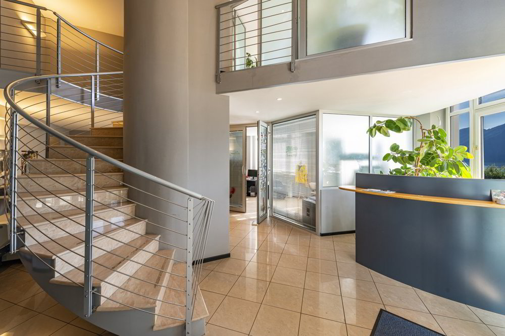 Büro im Zentrum mit Seeblick und Garage mit 7 Parkplätzen - Mehr