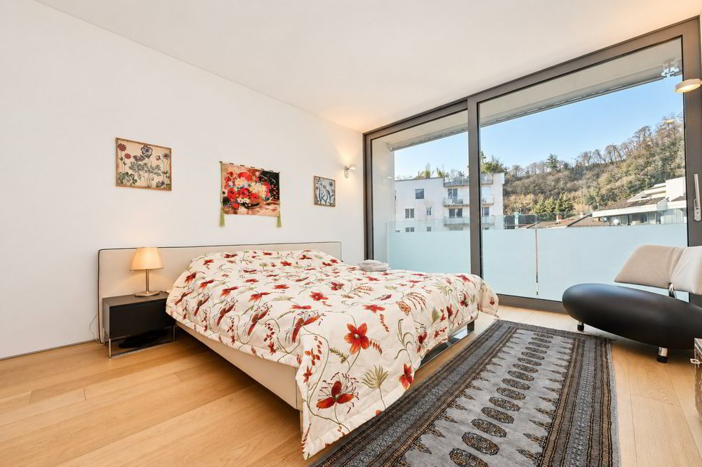 3 rooms Apartment to buy in Lugano - image 1/13