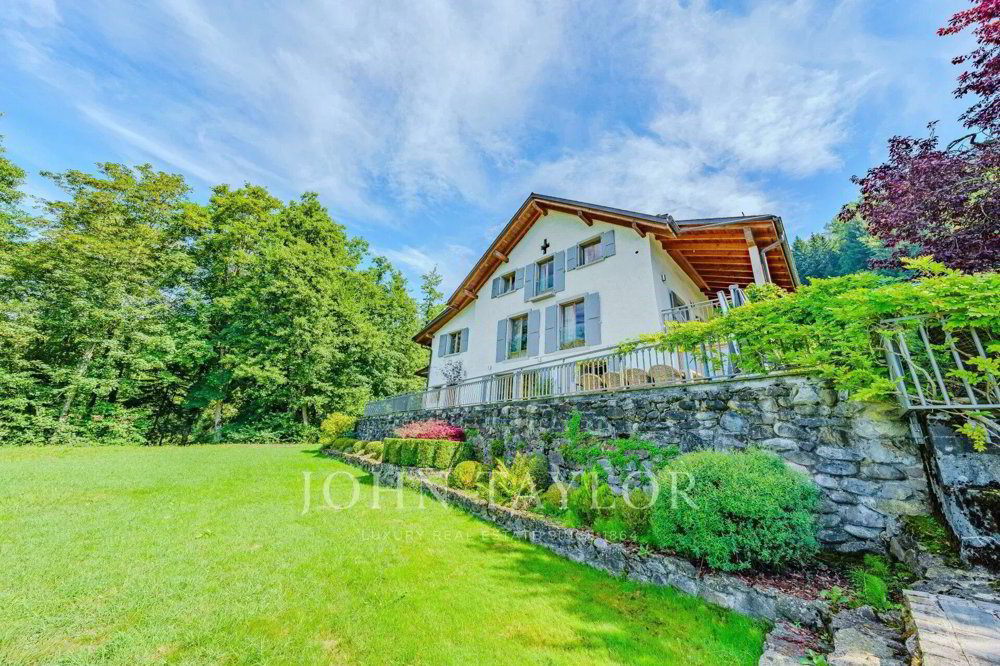 7.5 Zimmer Haus zum verkaufen in Veytaux - Bild 1/14