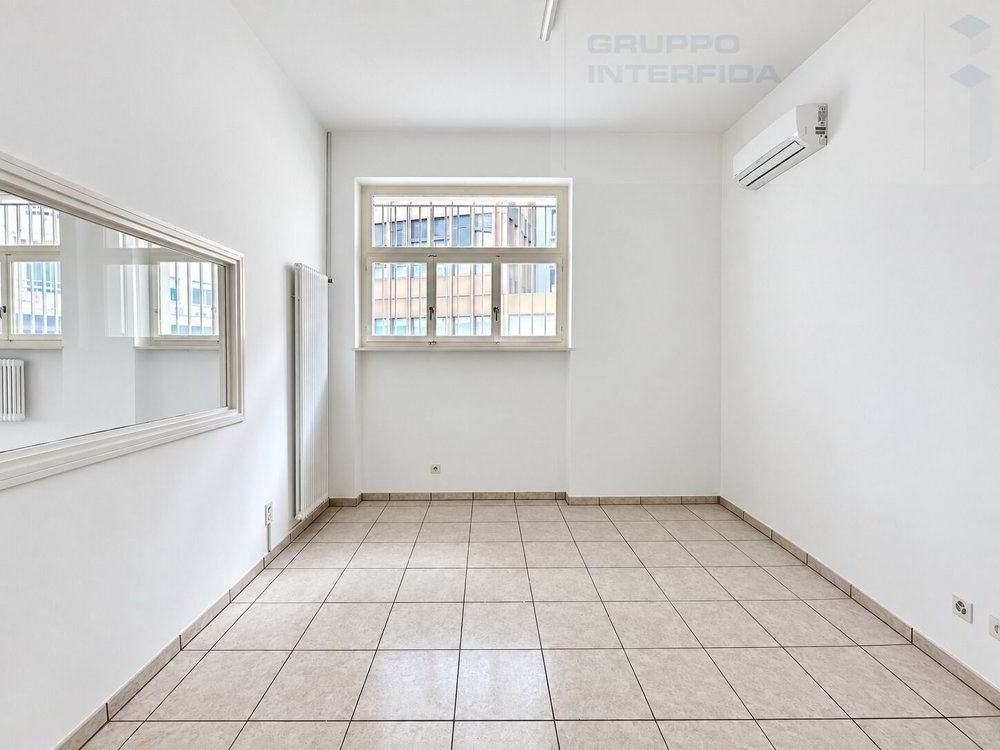 2 Zimmer Büro zu vermieten in Chiasso - Bild 1/5