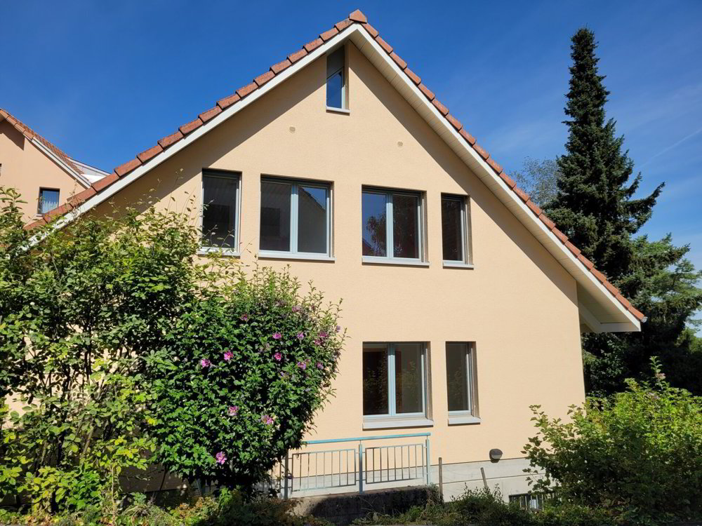 6.5 rooms House to buy in Pfeffingen - image 1/19