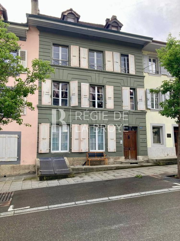 2.5 rooms Apartment for rent in Avenches - image 1/11