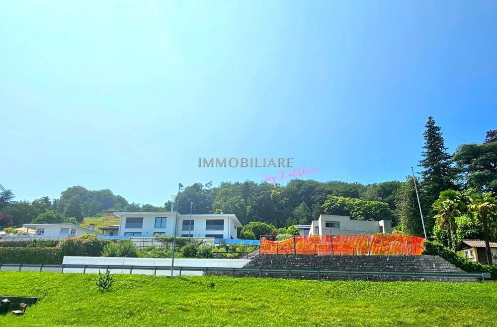 Bauland für ein Mehrfamilienhaus mit 3 Wohnungen | Terreno edificabile per una casa plurifam. con 3 app. e autorimessa - Mehr