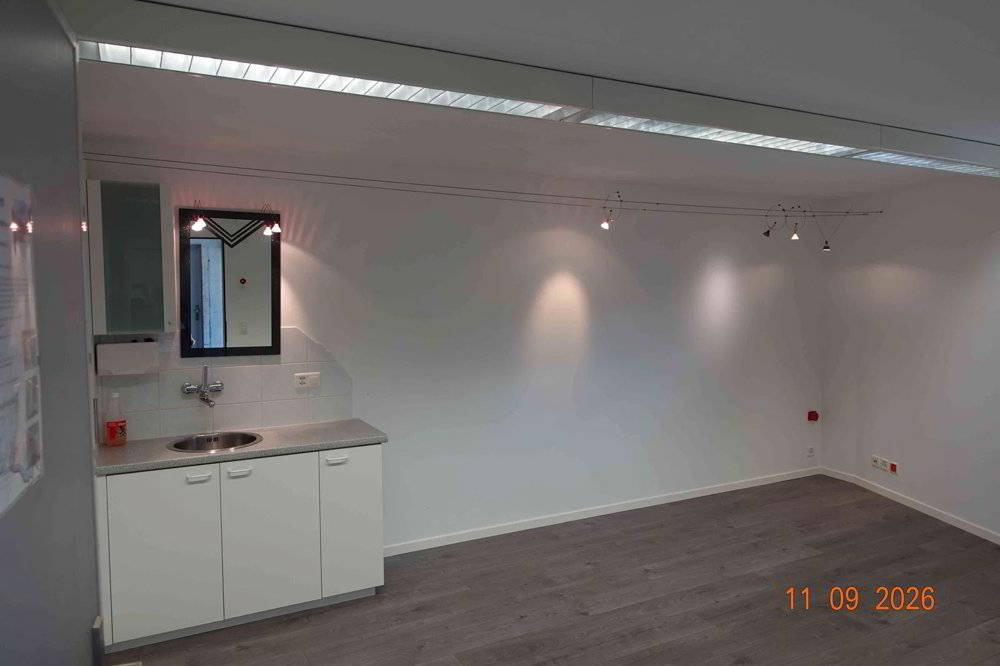 Studio / Büro / Edel-Hobbyraum - Mehr