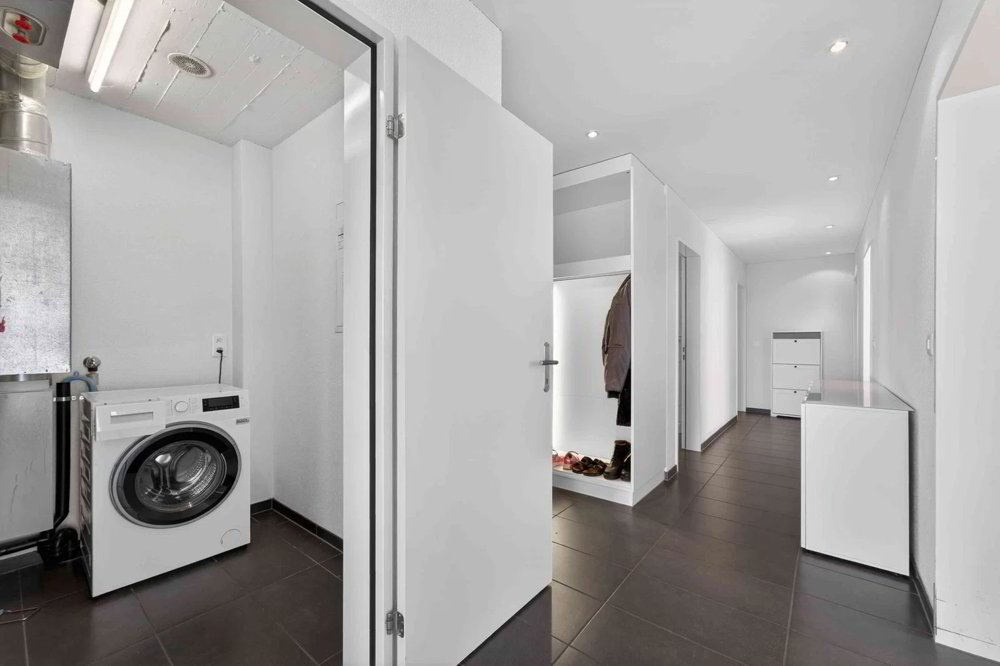 4.5 rooms Apartment for rent in Geuensee - image 1/10
